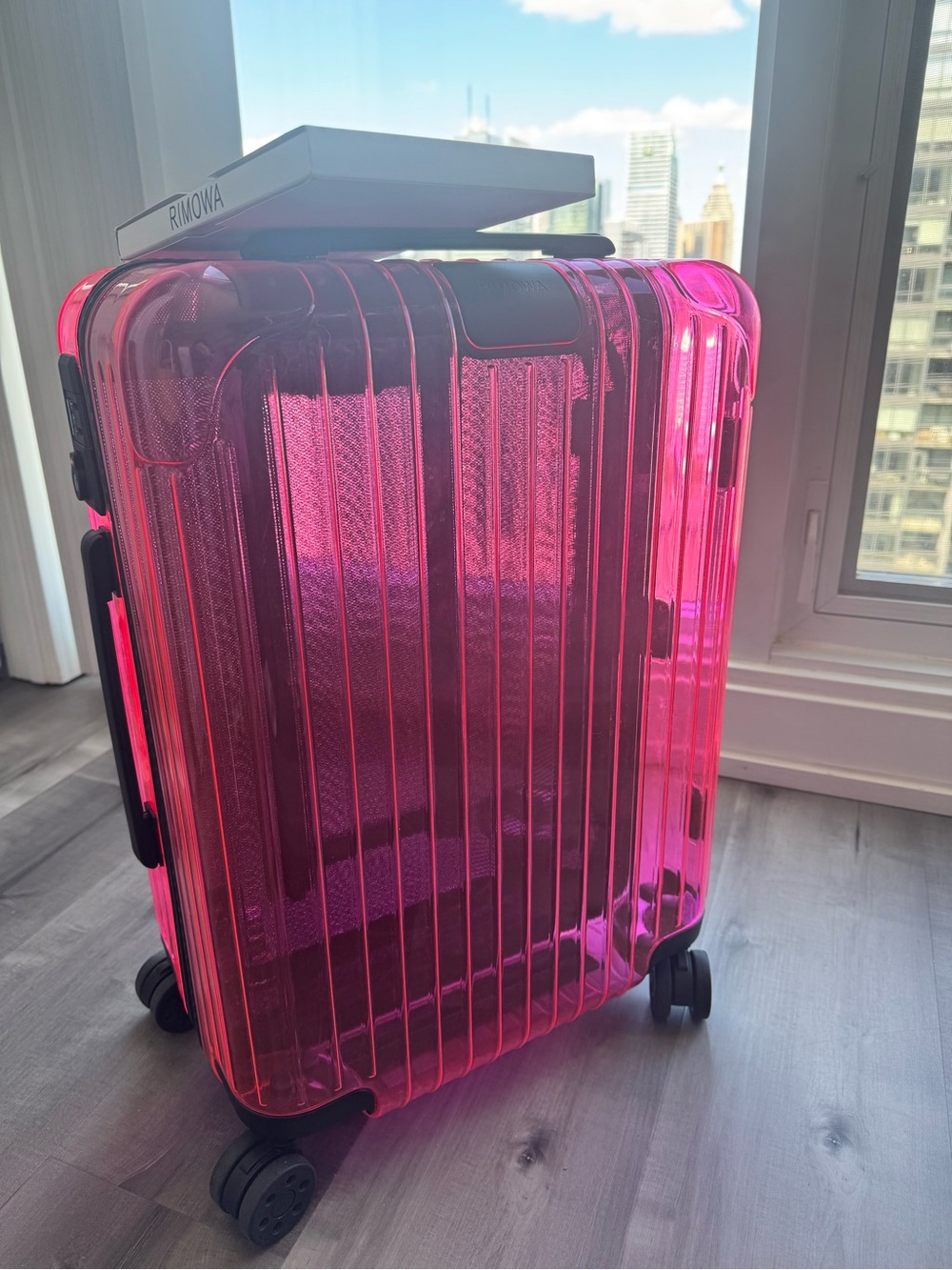 new rare Rimowa translucent essential cabin suitcase